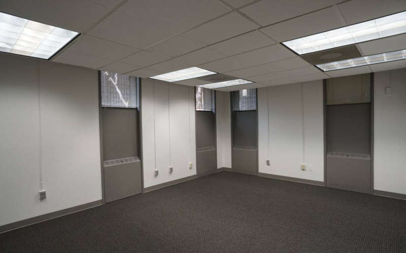 Main 3305 St, Vancouver, Washington 98663, 1 Room Rooms,Office,For Lease,3305,1293